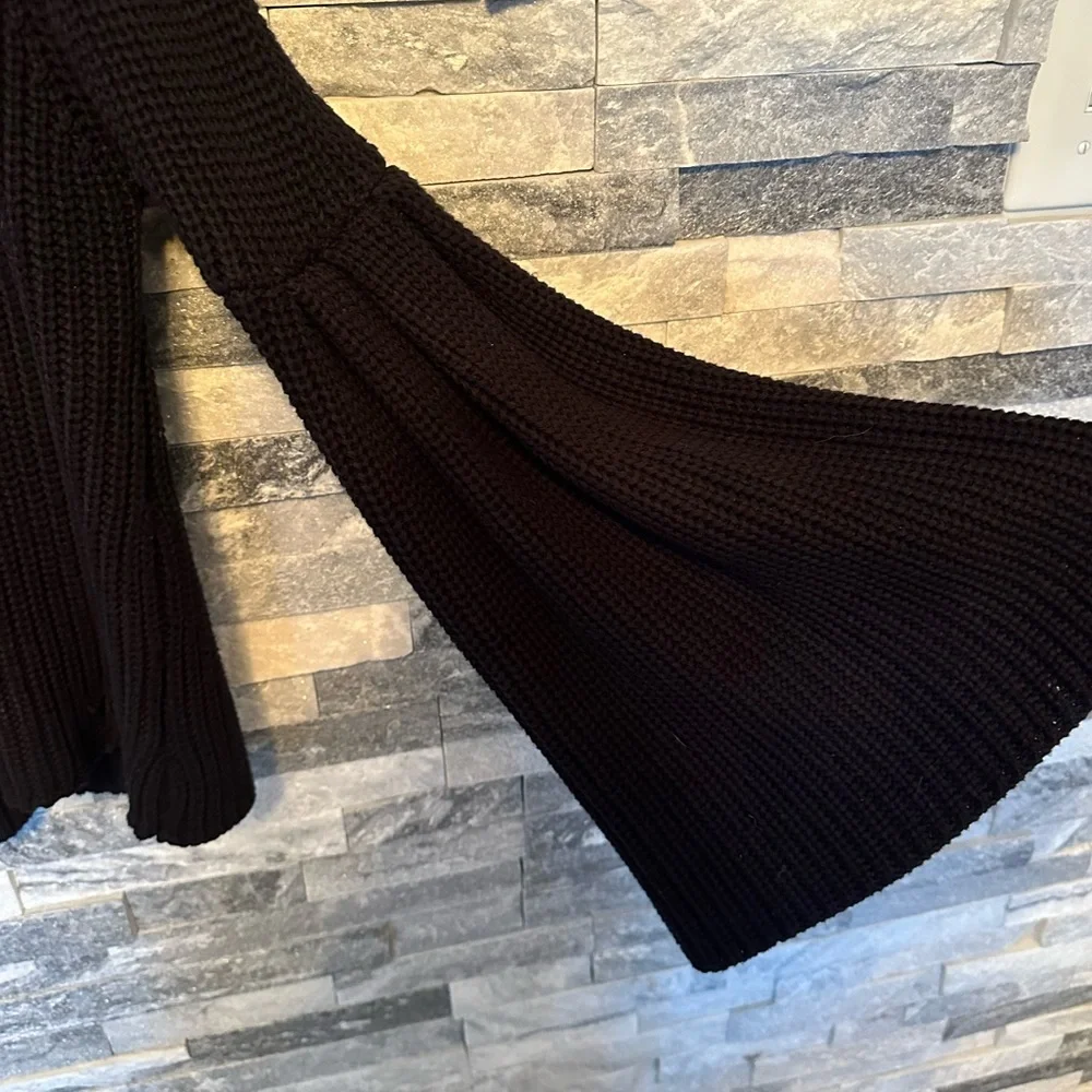 Free People Sweater - Picture 3 of 4